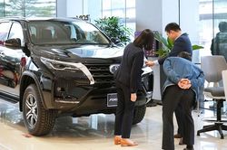Loạt ôtô đua giảm giá tháng 'ngâu', người dùng tiết kiệm cả trăm triệu