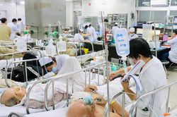 Hơn 1.000 người cấp cứu tại Bệnh viện Chợ Rẫy trong 4 ngày nghỉ lễ