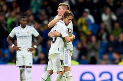 Modric và Kroos là những nghệ sĩ dương cầm vượt thời gian của Real Madrid