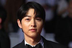 Hé lộ căn nhà triệu đô của Song Joong Ki ở Hawaii, mãi chưa chịu tái xuất
