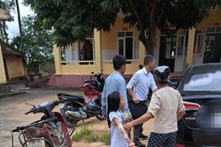Bong bóng phát nổ trong lễ khai giảng, 7 học sinh bị bỏng