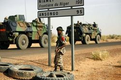 Chính quyền Niger mở lại không phận sau cuộc đảo chính