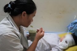 Nổ bóng bay tại khai giảng, nhiều học sinh bị bỏng: Nhà trường báo cáo gì?