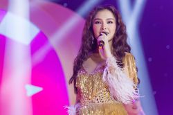 Phương Trinh Jolie tiết lộ lý do ít đi hát, có liên quan đến việc sinh nở