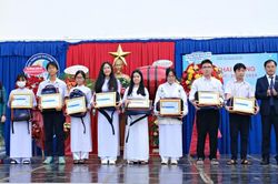 Sacombank dành gần 11 tỷ đồng cho học bổng 'Ươm mầm cho những ước mơ' 2023