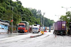 Gần 3.700 xe chở hàng hóa xuất nhập khẩu thông quan qua các cửa khẩu trong 4 ngày nghỉ lễ Quốc khánh
