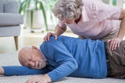 Đột quỵ não do tự ý bỏ thuốc chống đông máu