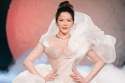 Lý Nhã Kỳ diễn váy cưới, mong sớm lấy chồng ở tuổi 41