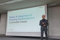 CEO Samsung tự tin khi cạnh tranh với TSMC