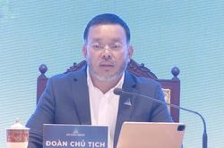 Chủ tịch Đất Xanh bán 20 triệu cổ phiếu để lấy tiền cho công ty vay vốn