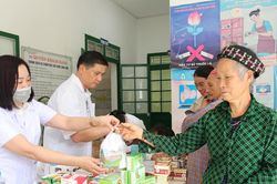 Nhiều hoạt động hỗ trợ xây dựng nông thôn ở Bản Cái