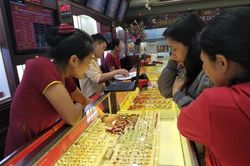 Giá vàng hôm nay (7/9): Thị trường trong nước đồng loạt tăng