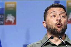 Tổng thống Zelensky dọa kiện EU ra tòa quốc tế
