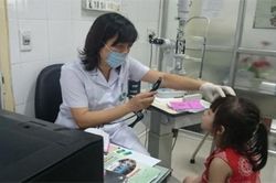 Gia tăng trẻ đau mắt đỏ biến chứng nặng, cách nào phòng tránh bệnh?