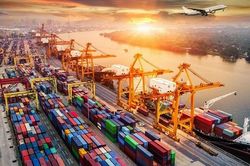 Trung Quốc giảm mạnh lãi suất tác động thế nào tới xuất khẩu của Việt Nam?