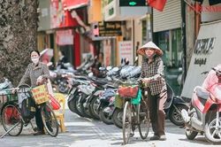 Phát triển 'kinh tế vỉa hè' của TP Hà Nội và bài toán cân bằng lợi ích