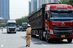 Nửa tháng tổng kiểm soát xe khách và container, tai nạn giảm mạnh