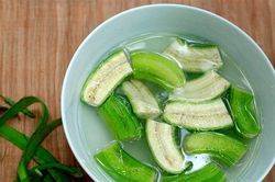 Điều gì xảy ra khi ăn chuối xanh mỗi ngày?