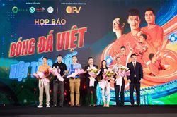 Các thế hệ danh thủ bóng đá Việt Nam hội ngộ ở trận đấu đặc biệt