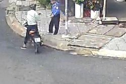 Bình Dương: Thủ đoạn tinh vi hai thanh niên dàn cảnh hỏi đường để trộm xe máy