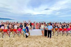 Tặng 70 chiếc xe đạp cho học sinh có hoàn cảnh khó khăn