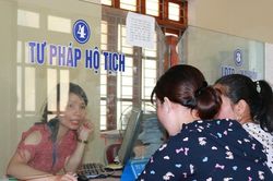 Định kỳ chuyển đổi vị trí công tác trong các lĩnh vực hộ tịch, quốc tịch, công chứng, luật sư...