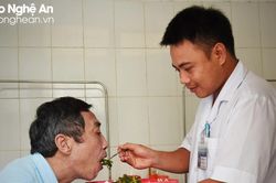 Sở Y tế Nghệ An yêu cầu các cơ sở khám, chữa bệnh rà soát, chấn chỉnh thái độ, y đức của nhân viên y tế