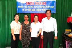 An Phú ra mắt mô hình 'Tổ Phụ nữ tuyên truyền pháp luật về an toàn giao thông'