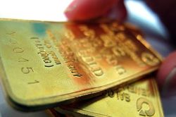 Vàng miếng SJC tiếp đà tăng mạnh tới 300.000 đồng/lượng