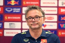 Giành vé VCK U23 châu Á, HLV Troussier vẫn 'nắn' U23 Việt Nam cần cải thiện