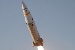 Ukraine sắp nhận tên lửa tầm xa ATACMS với tầm bắn trên 300km của Mỹ?