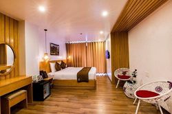 Tại sao không nên gấp chăn gối trước khi rời khách sạn?