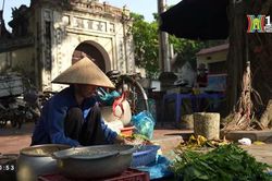 Chợ quê trong lòng phố