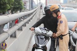 Trường hợp Cảnh sát giao thông được mặc thường phục tuần tra, kiểm tra vi phạm giao thông đường bộ