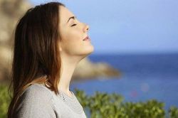 4 biện pháp tại nhà giúp giảm lo lắng, bất an
