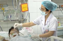 Bệnh nhân suy đa tạng do mắc sốt xuất huyết