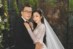 Những 'pha' ngôn tình giữa Hà Thanh Xuân và 'Vua cá koi' trước khi chia tay