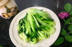 Xào rau muốn xanh mướt, giòn ngọt ghi nhớ ngay 3 bí quyết này