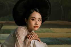 Phương Mỹ Chi gây chú ý với nhan sắc khác lạ, ngày càng trưởng thành