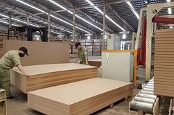 Doanh nghiệp đồ gỗ xuất khẩu tìm cơ hội khai thác thị trường nội địa