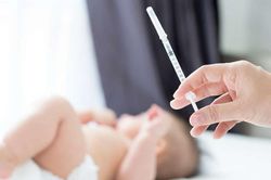 Khẩn trương đánh giá, kết luận nguyên nhân vụ tai biến sau tiêm vaccine làm 1 trẻ tử vong ở Vĩnh Phúc