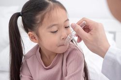 Hiểu lầm tai hại về tác dụng của kháng sinh đối với trẻ