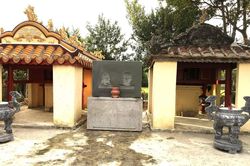 Dừng tổ chức lễ giỗ vua Quang Trung tại Miếu Đôi ở Huế