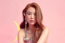 Hành động khó hiểu của Hoàng Thùy Linh