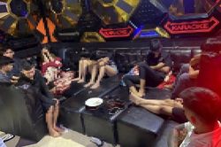 Bình Thuận: Bắt quả tang hàng chục nam, nữ tổ chức tiệc ma túy ở karaoke