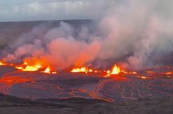 'Siêu núi lửa' Kilauea phun trào lần thứ 3 trong năm