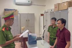 Triệt phá đường dây buôn lậu gần 150 tỷ đồng sợi Polyester