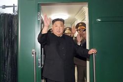 Nhà lãnh đạo Triều Tiên Kim Jong-un đến Nga, chuẩn bị gặp Tổng thống Nga Putin