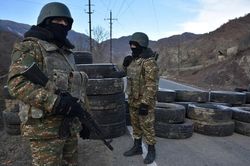 Azerbaijan cho phép Nga chuyển hàng viện trợ tới Nagorny - Karabakh