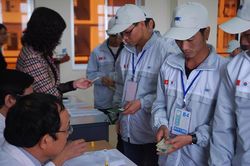 Miễn phạt tiền với lao động bất hợp pháp tại Hàn Quốc tự nguyện về nước